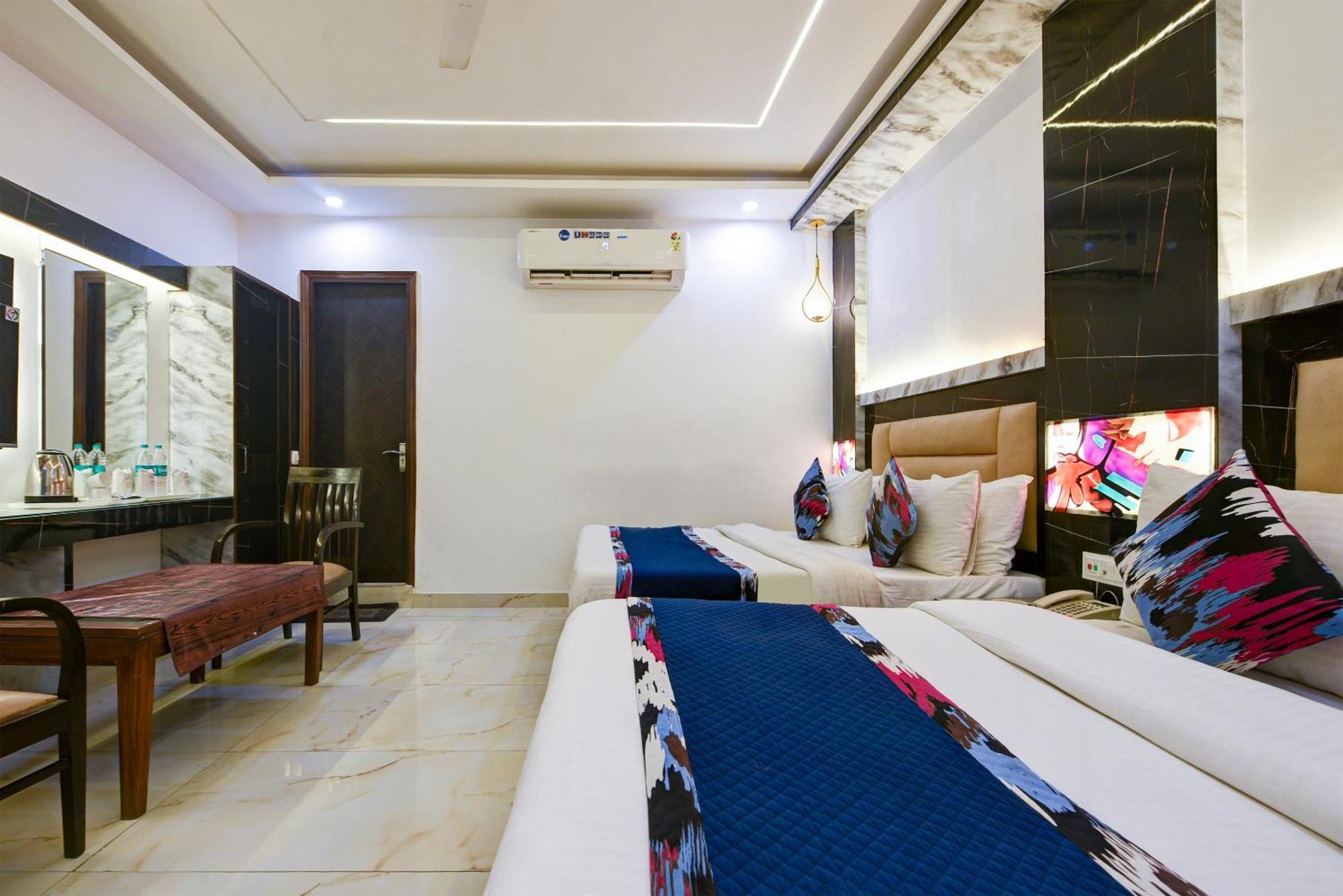 Hotel Shri Vinayak In City Centre At New Delhi Railway Station-By Rcg Hotels Exterior foto