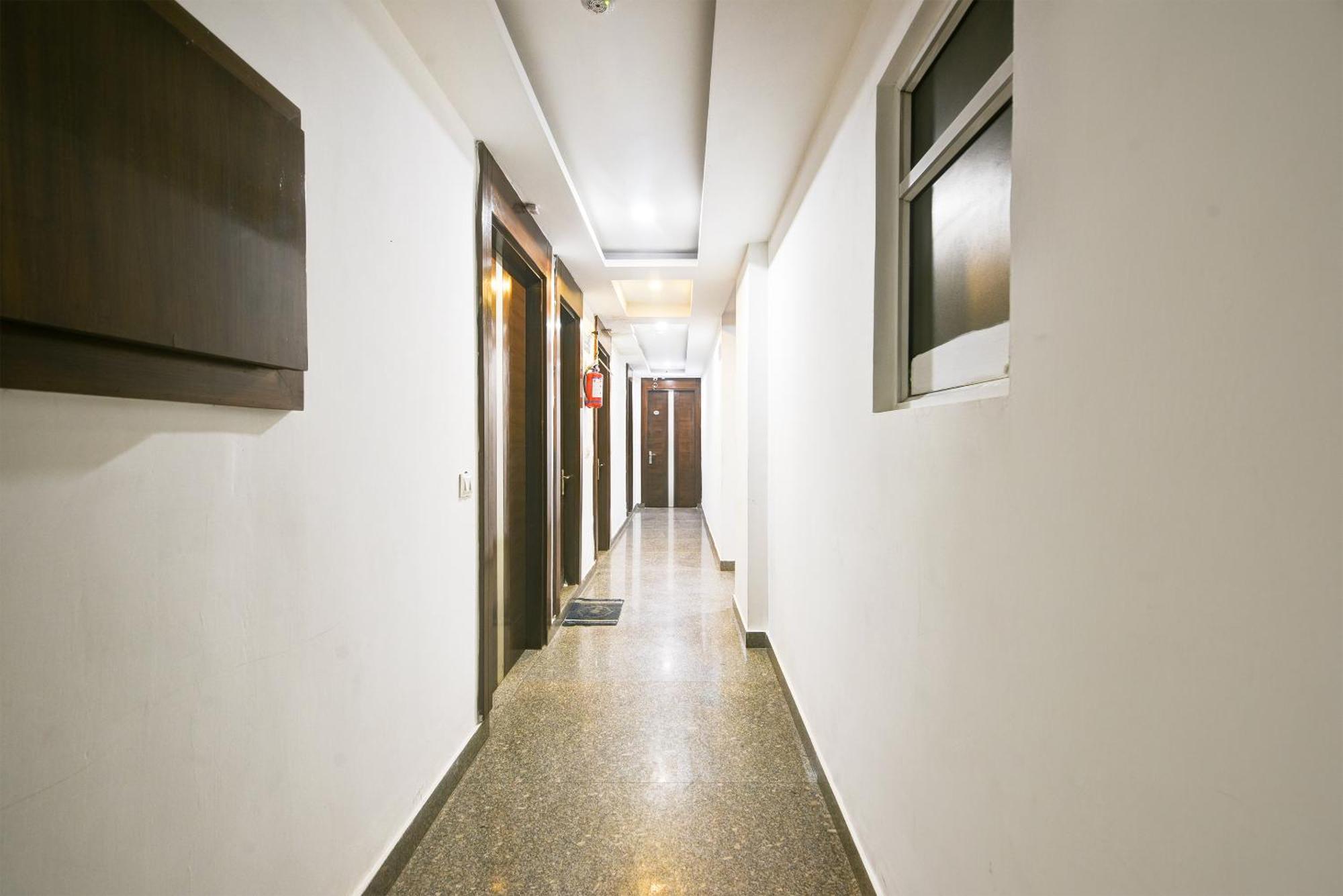 Hotel Shri Vinayak In City Centre At New Delhi Railway Station-By Rcg Hotels Exterior foto