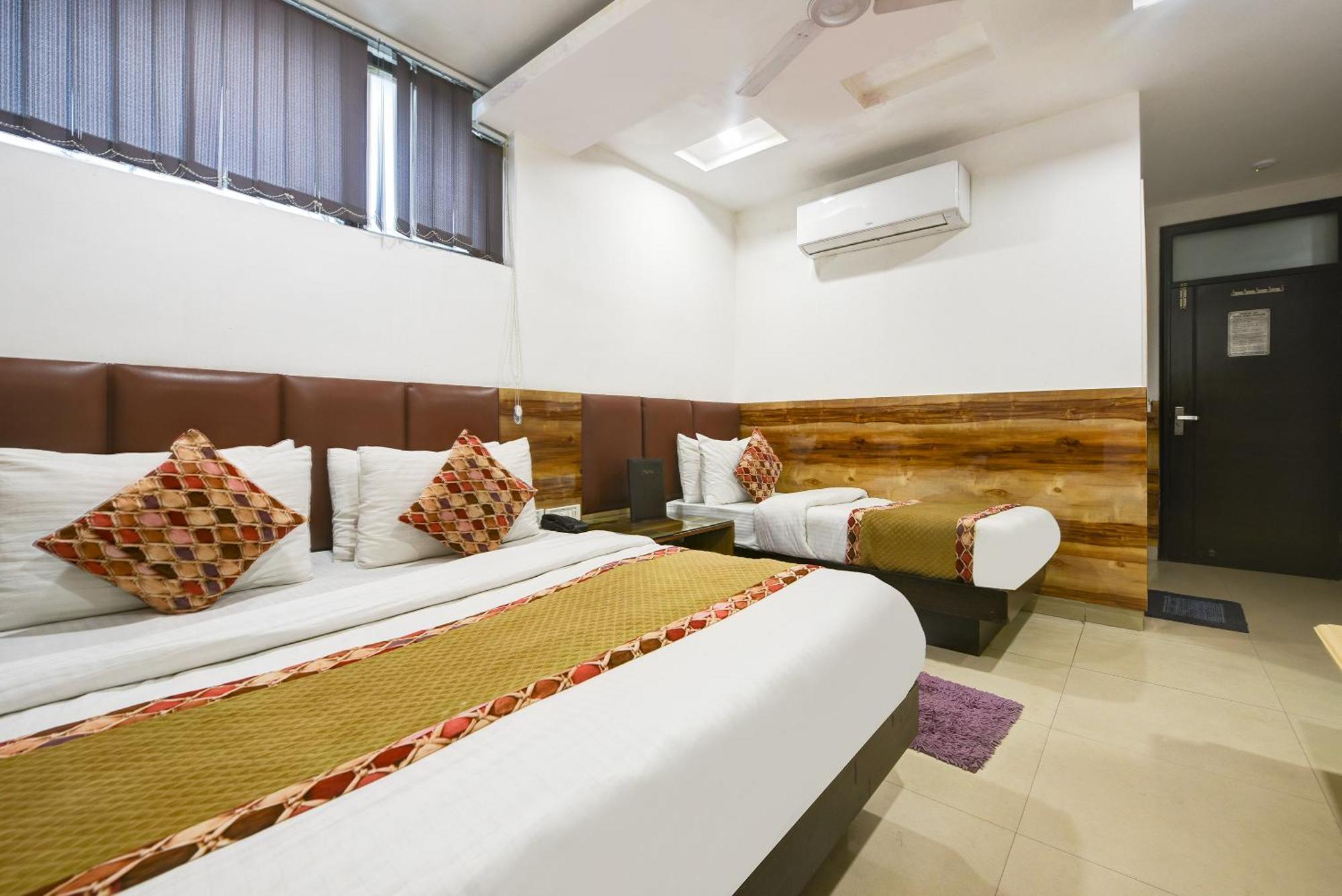 Hotel Shri Vinayak In City Centre At New Delhi Railway Station-By Rcg Hotels Exterior foto