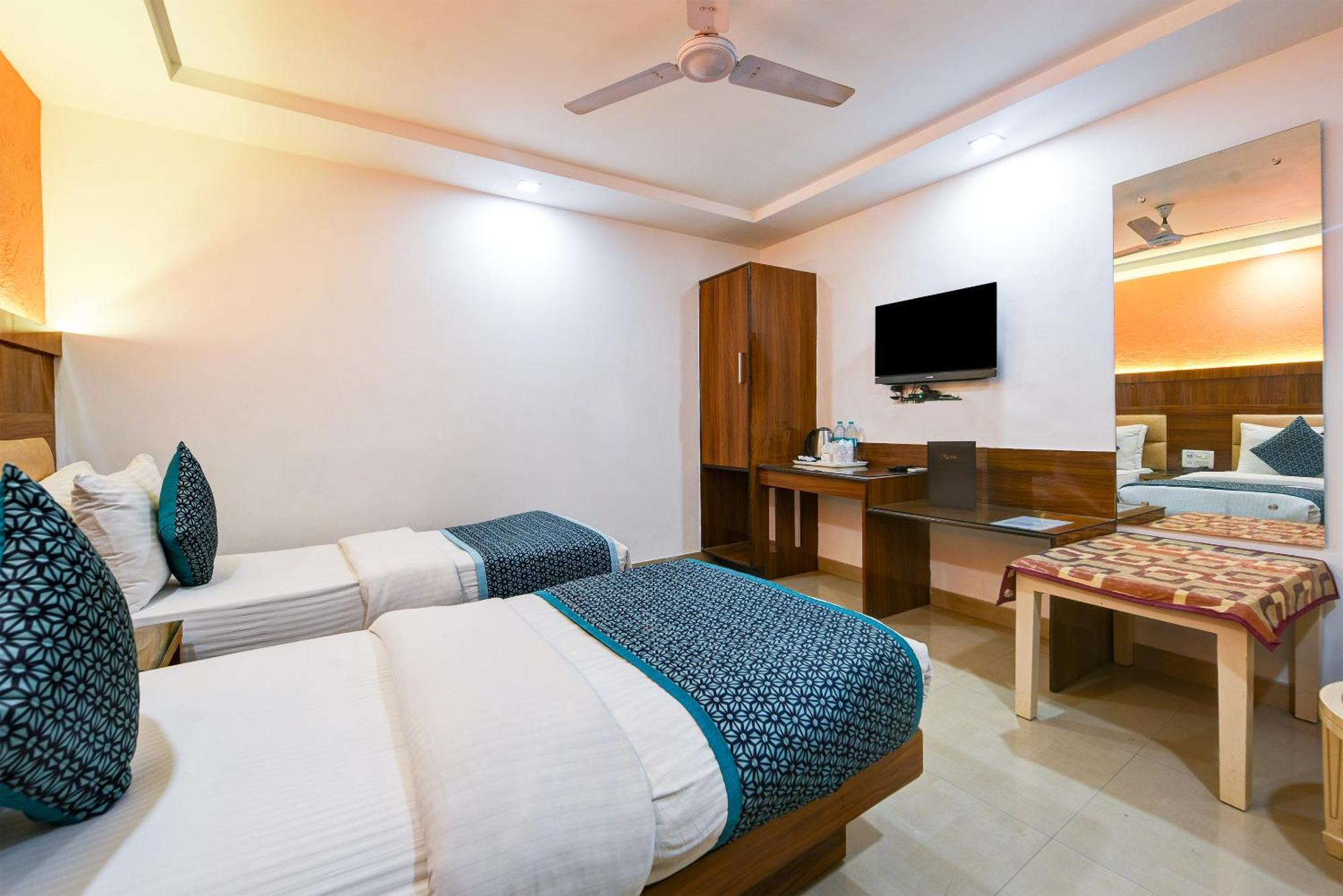 Hotel Shri Vinayak In City Centre At New Delhi Railway Station-By Rcg Hotels Exterior foto