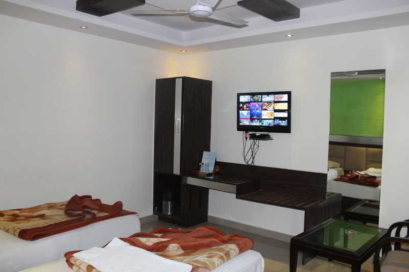 Hotel Shri Vinayak In City Centre At New Delhi Railway Station-By Rcg Hotels Exterior foto