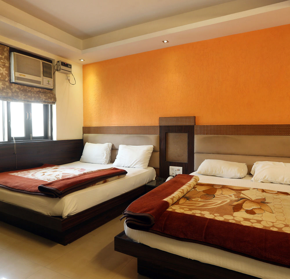 Hotel Shri Vinayak In City Centre At New Delhi Railway Station-By Rcg Hotels Exterior foto