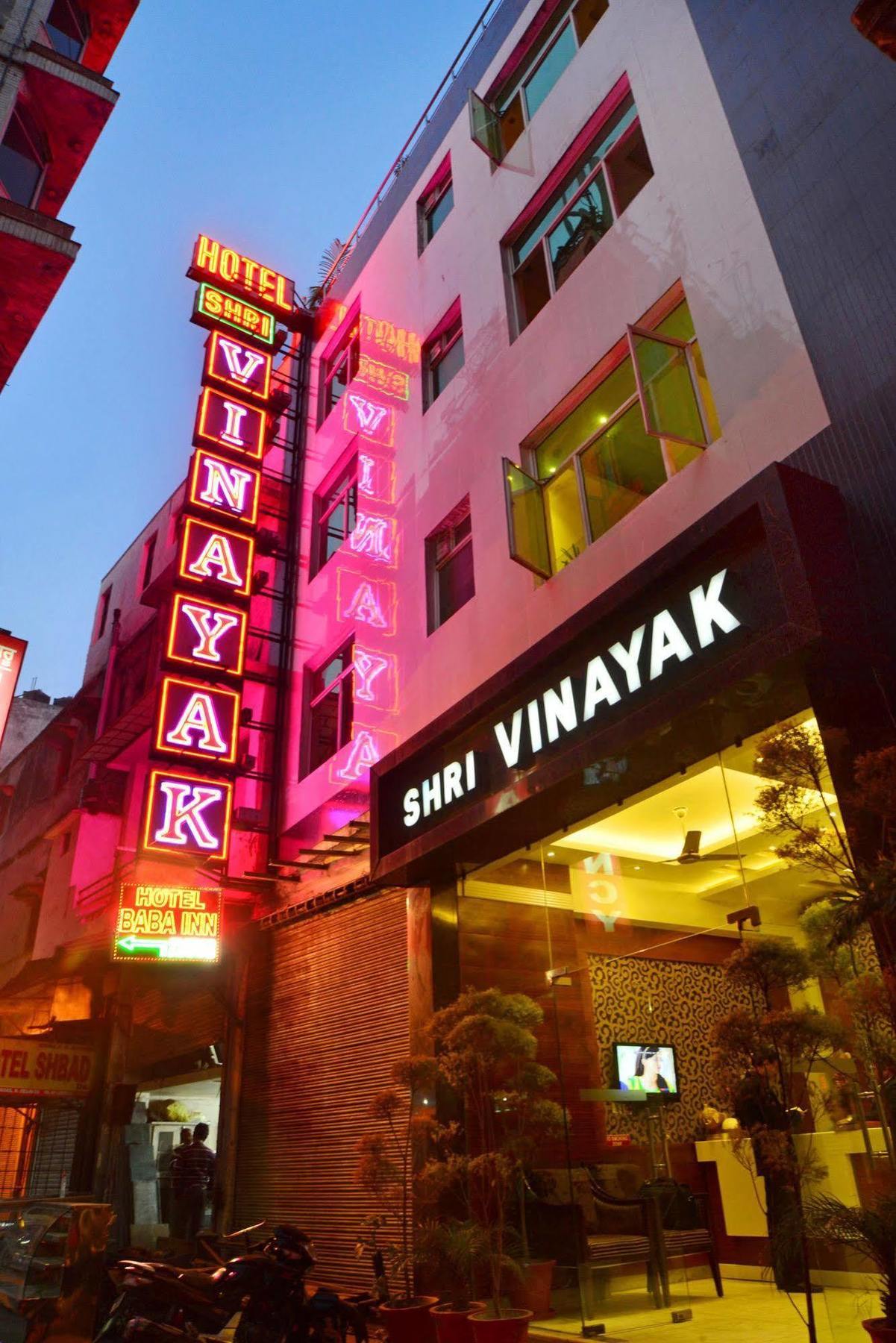 Hotel Shri Vinayak In City Centre At New Delhi Railway Station-By Rcg Hotels Exterior foto